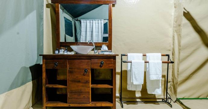 Ang'ata Migration Ndutu Camp
