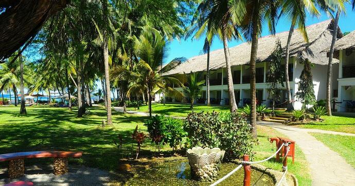 Voyager Beach Resort
