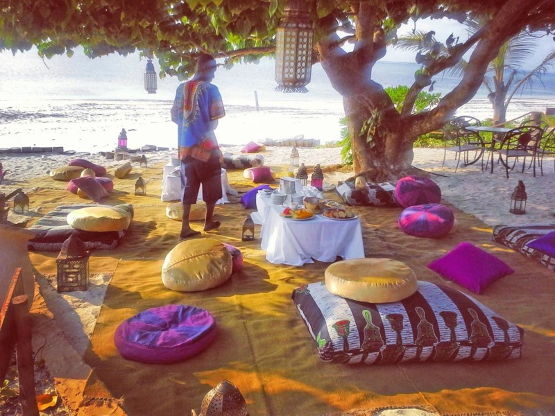 Middag på stranden i Zanzibar