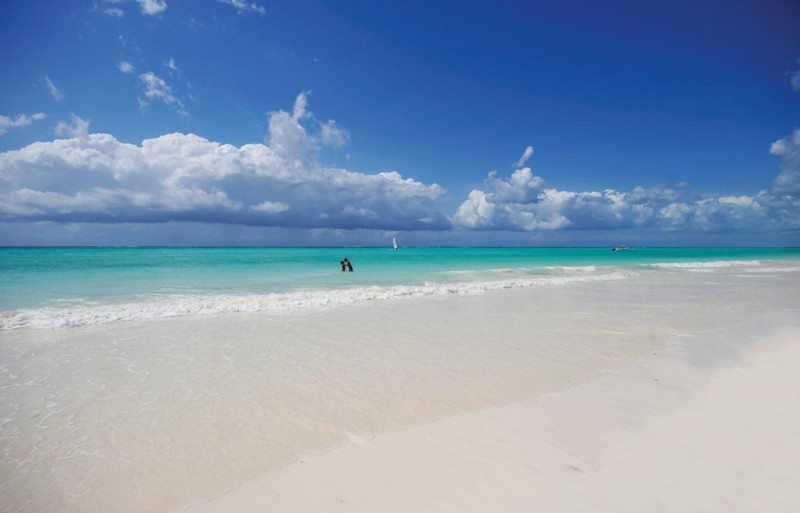 Kritvita stränder i Zanzibar